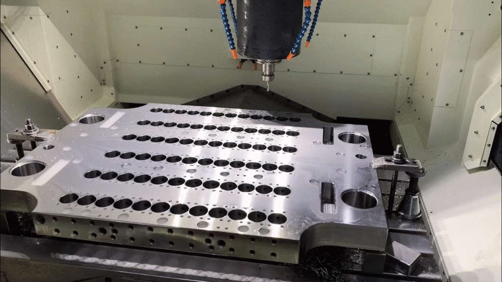 precision CNC machining of multi-hole fixture plate ensuring dimensional accuracy and repeatability